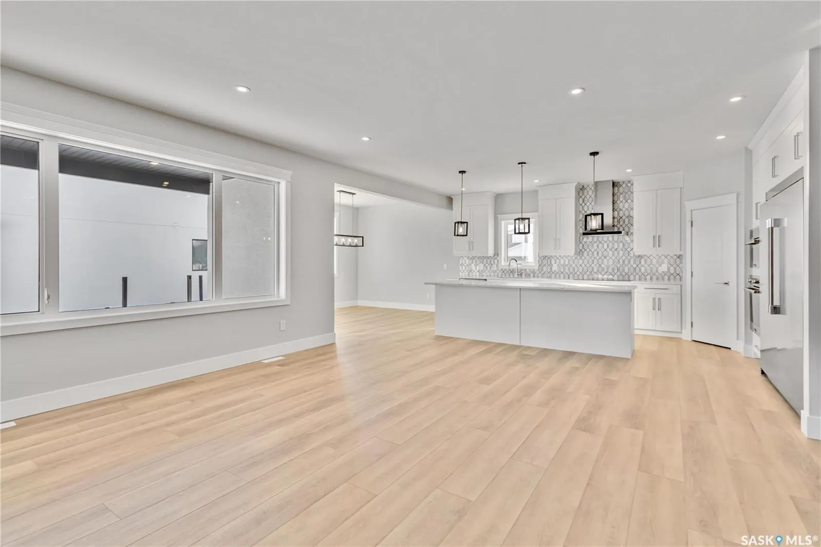 470 Yuel CRESCENT