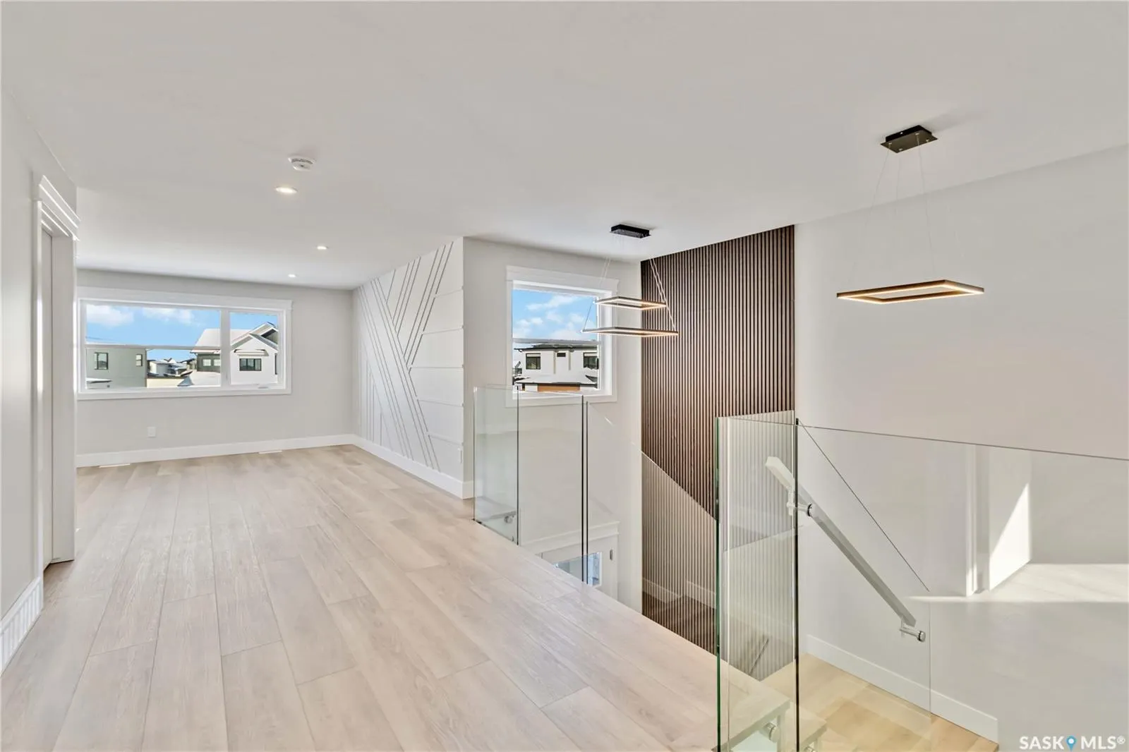 470 Yuel CRESCENT