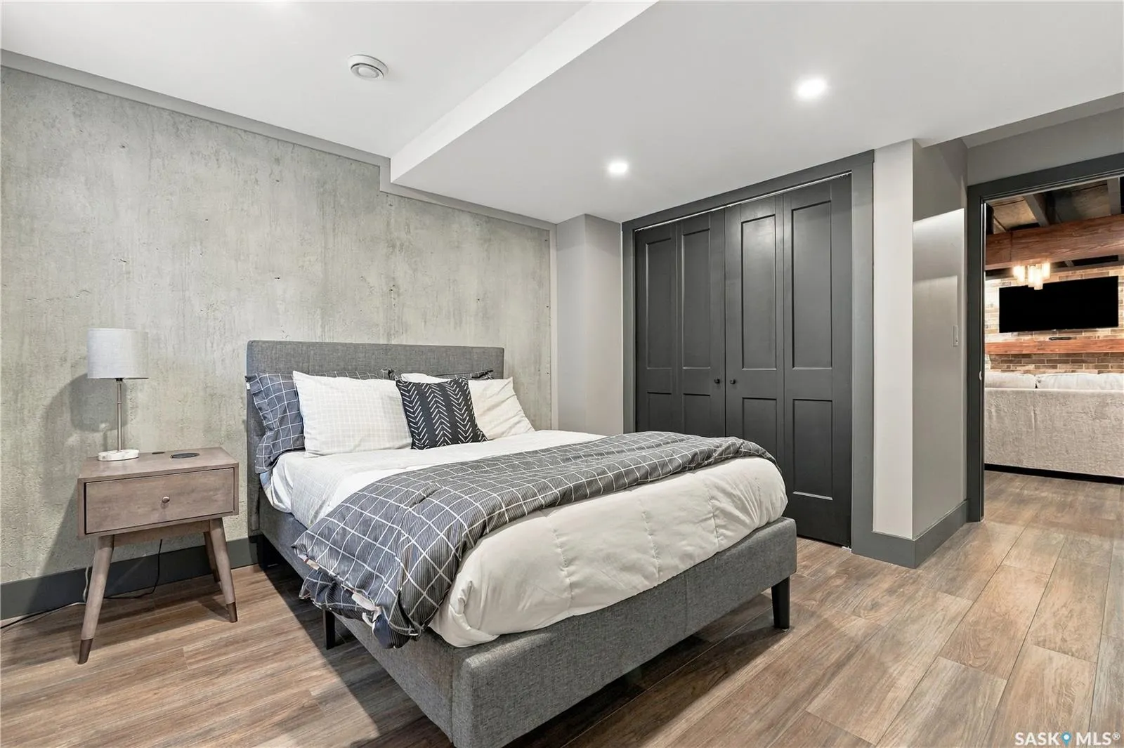 3039 Brighton COMMON
