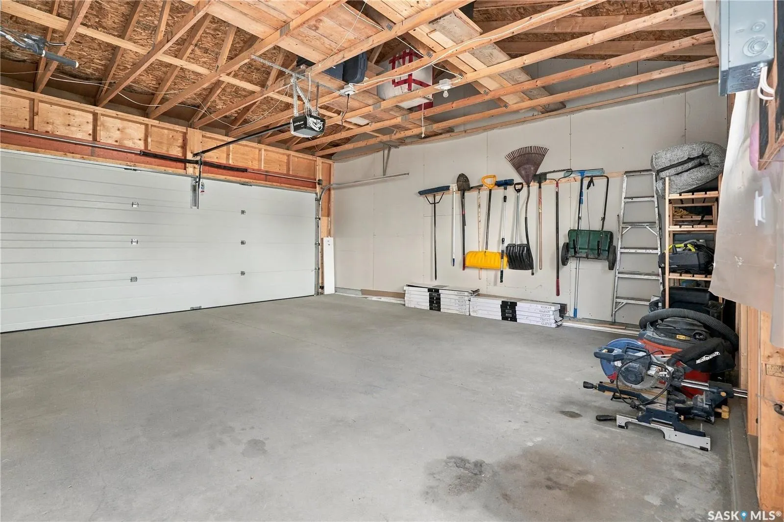 3039 Brighton COMMON