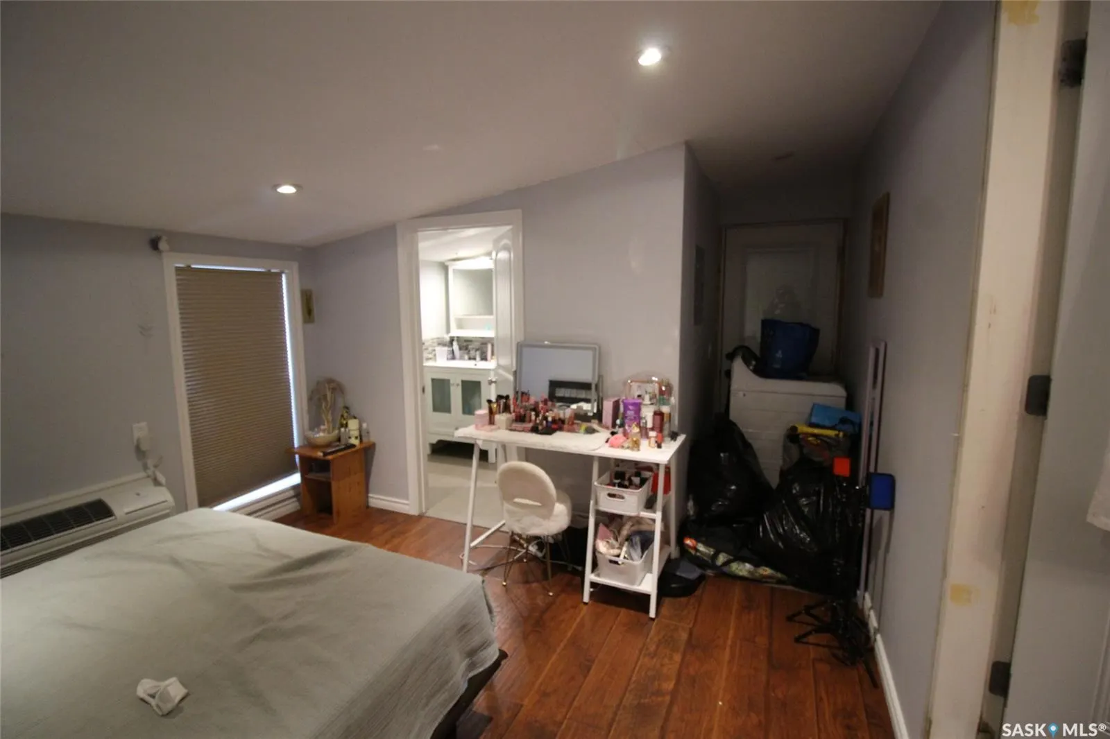 3027 Norman PLACE