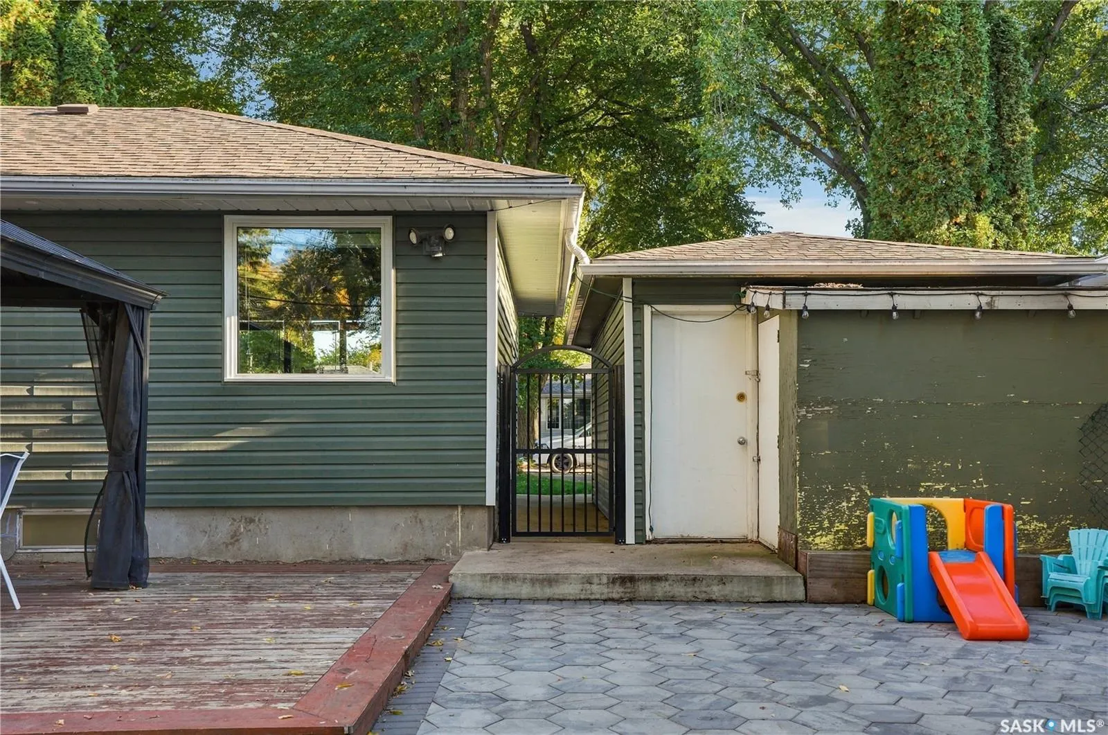20 Pinder CRESCENT