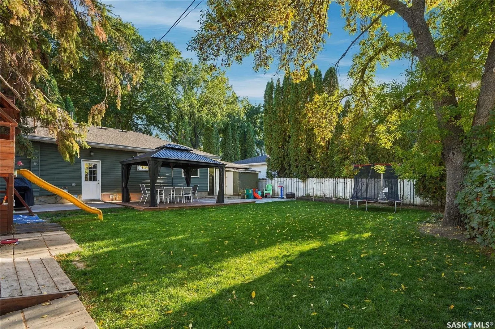20 Pinder CRESCENT