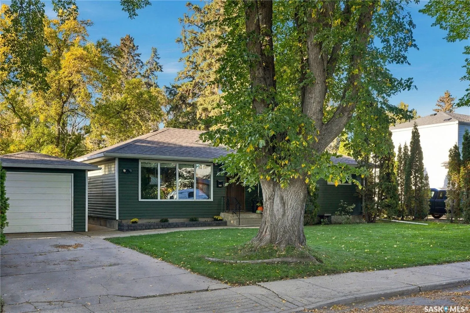 20 Pinder CRESCENT