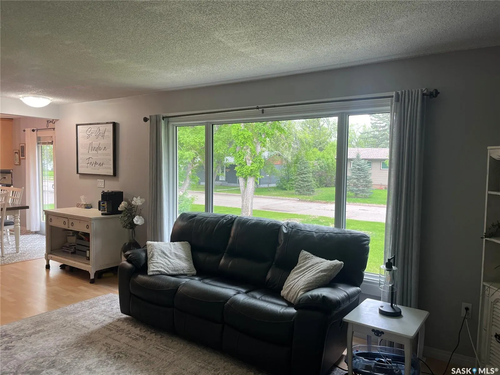61 2nd STREET SW