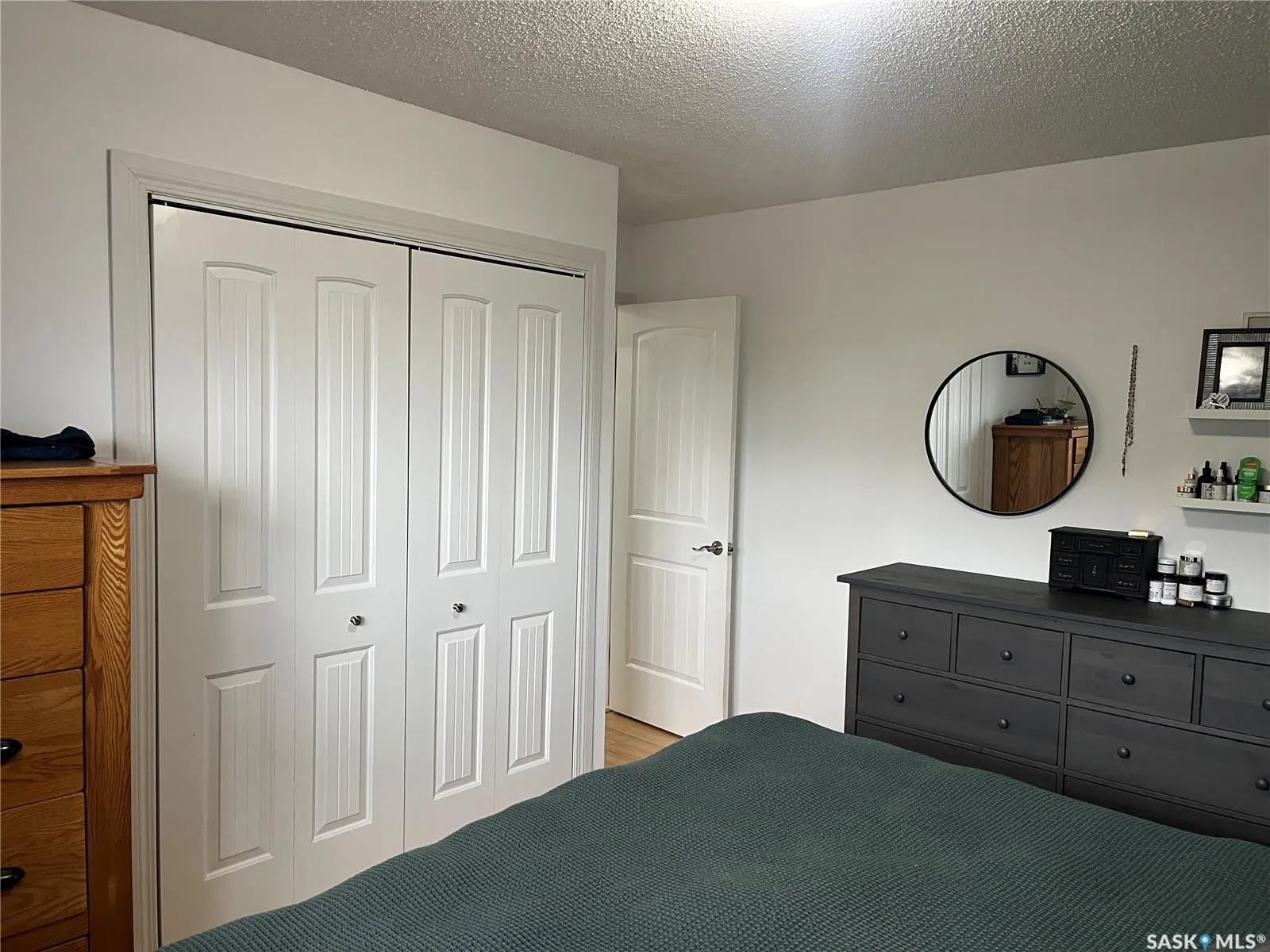 61 2nd STREET SW