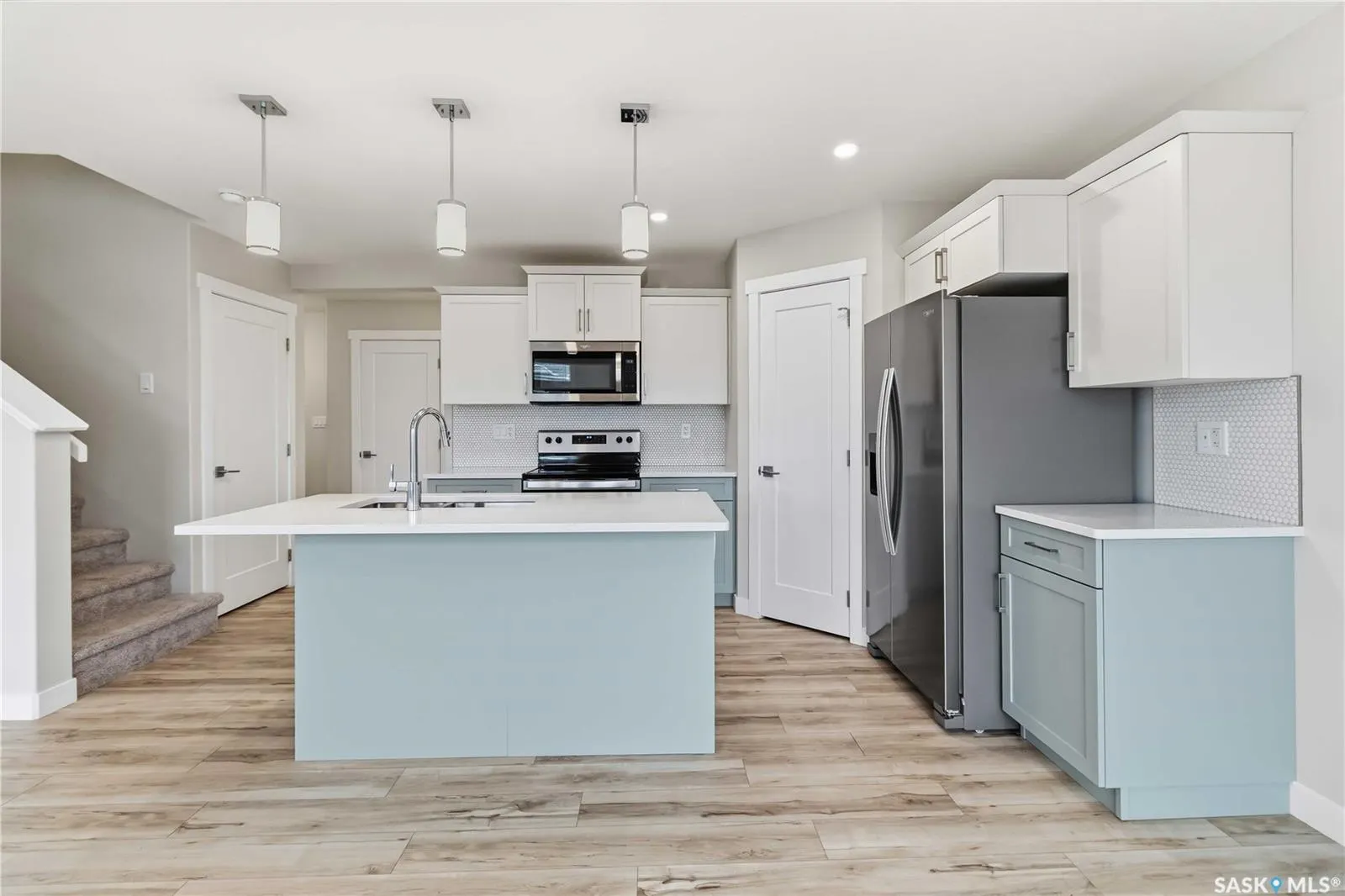 422 Myles Heidt MANOR