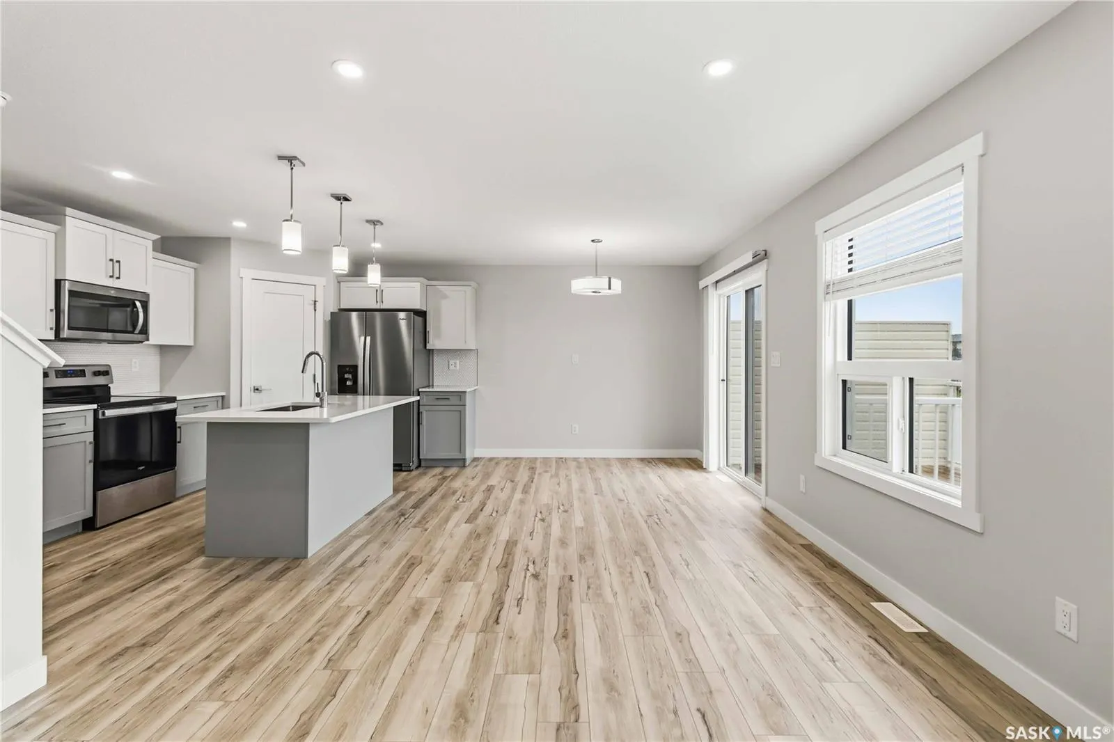 422 Myles Heidt MANOR