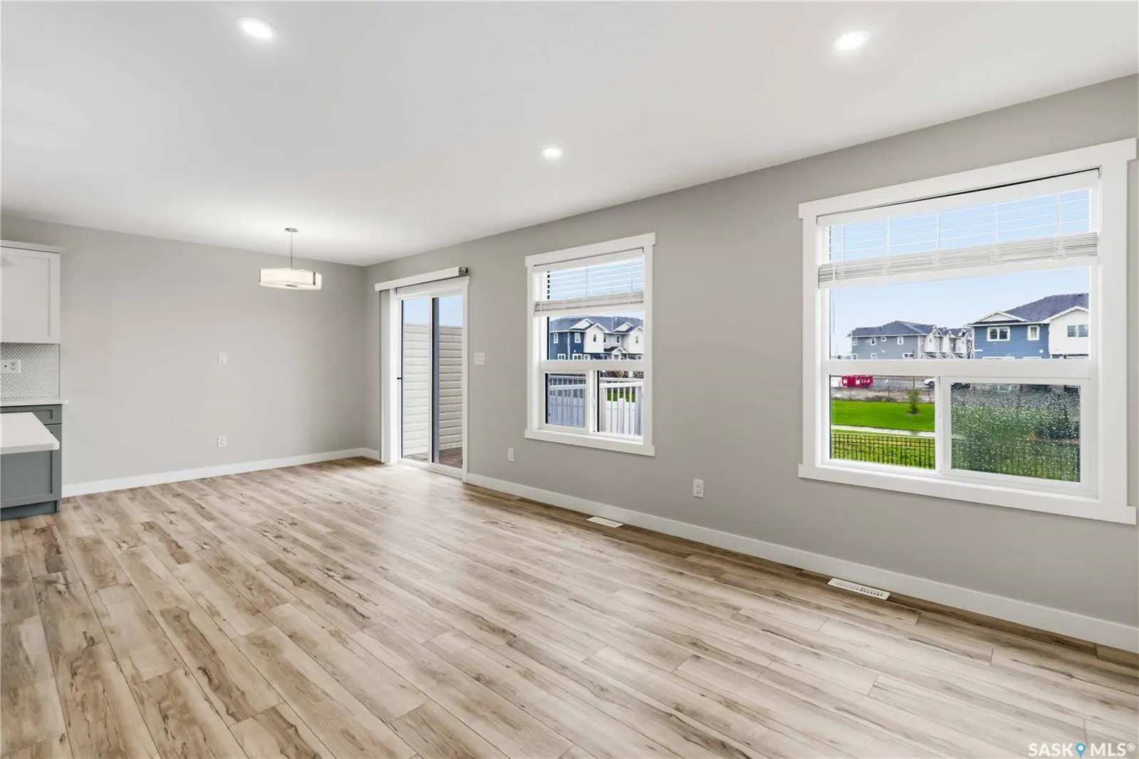 422 Myles Heidt MANOR