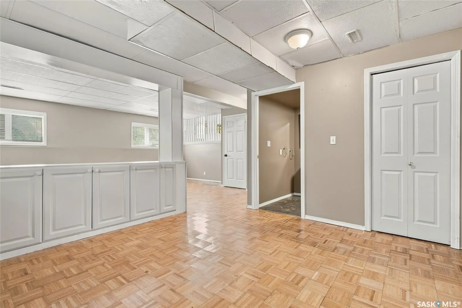 602 Haslam CRESCENT