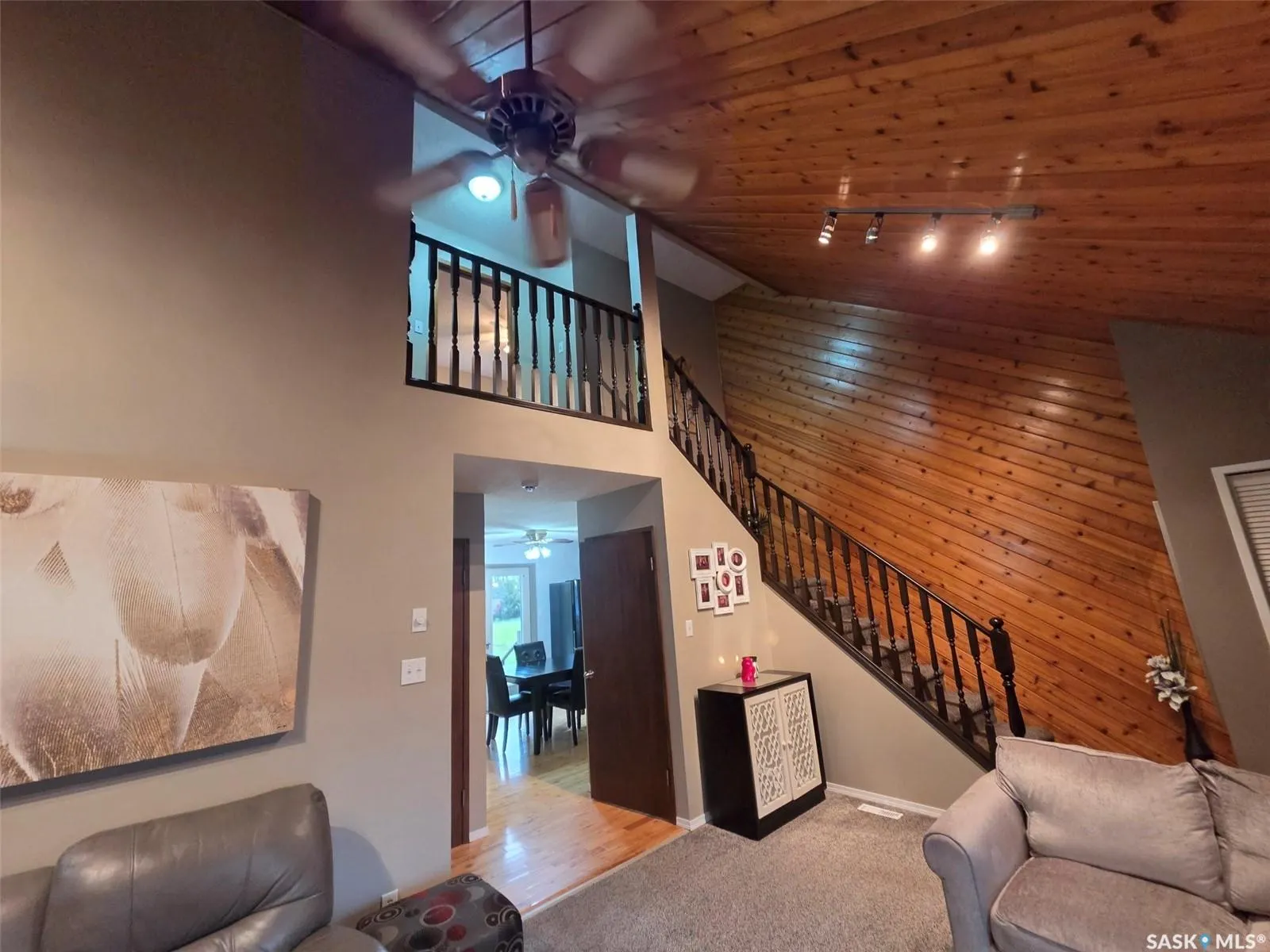 228 Railway AVENUE