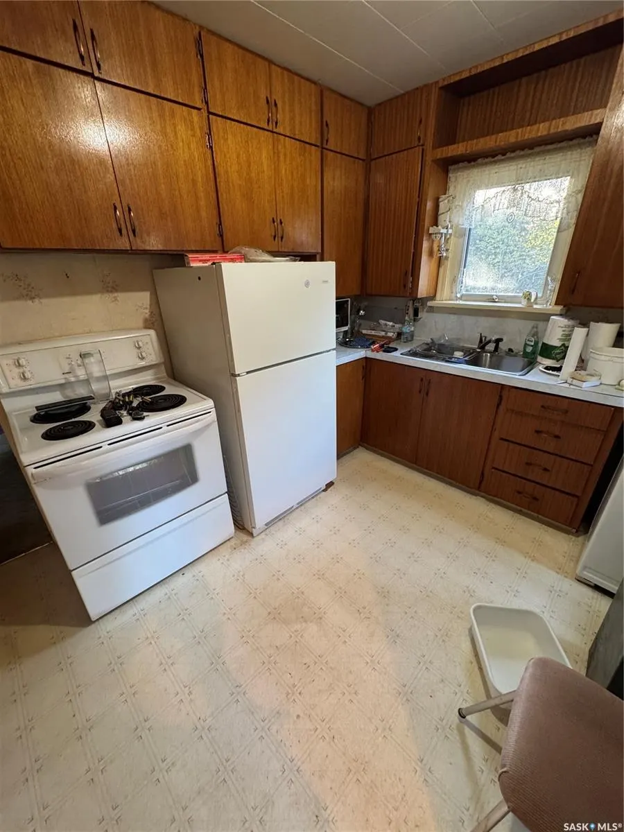 67 3rd STREET E