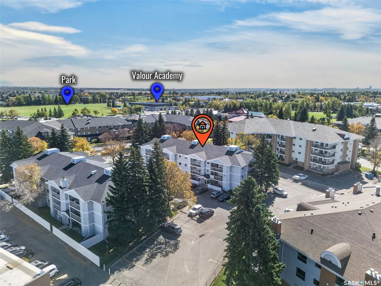 309 Cree CRESCENT #106