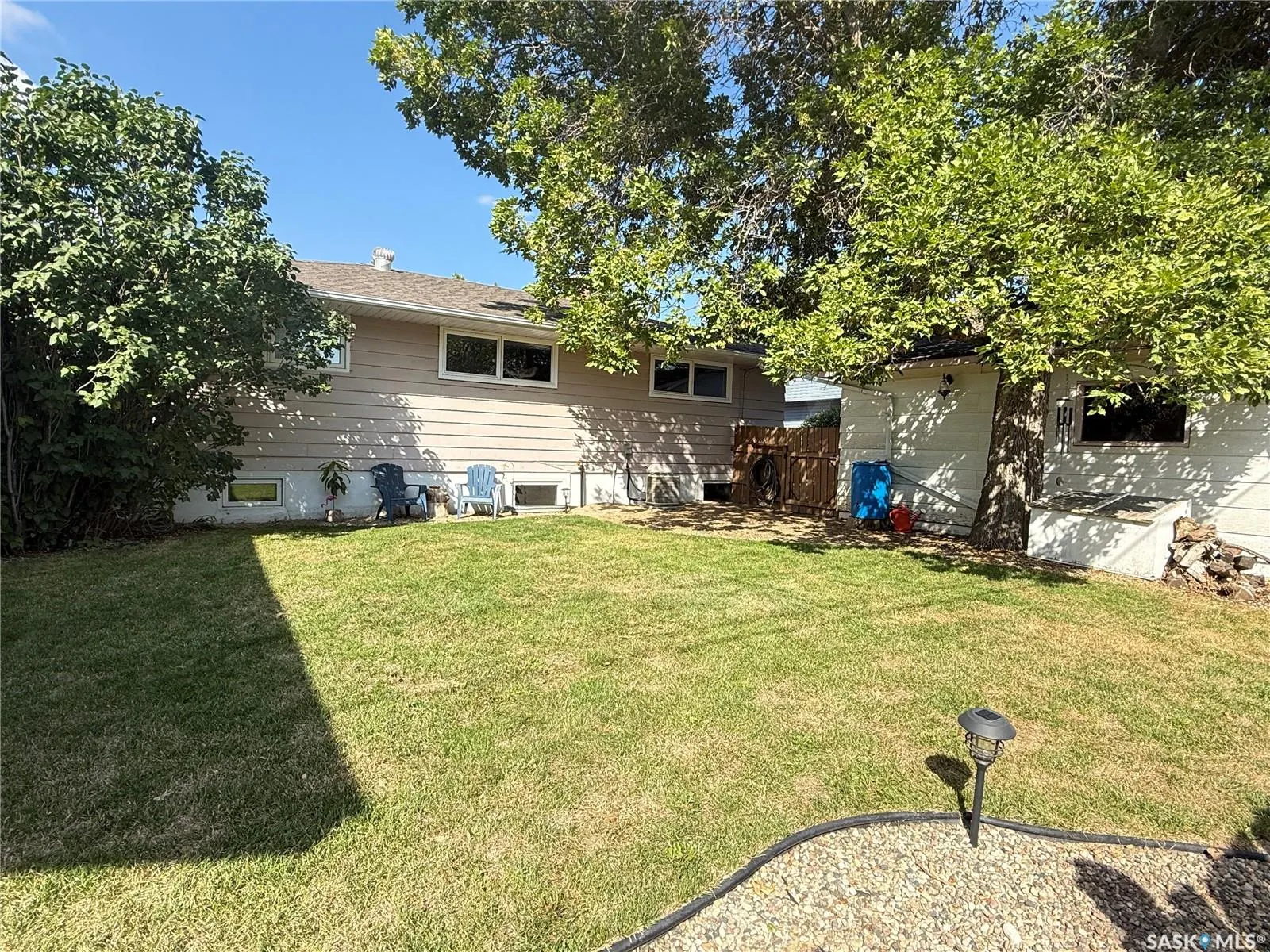 212 Ash DRIVE