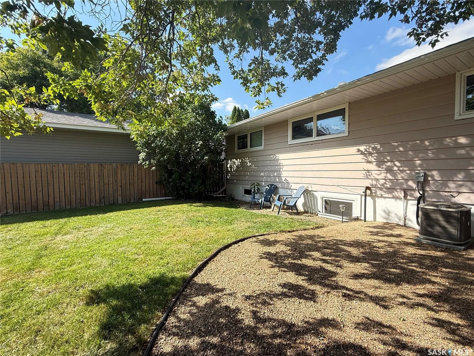212 Ash DRIVE