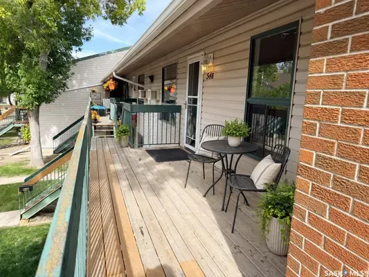 54B Nollet AVENUE