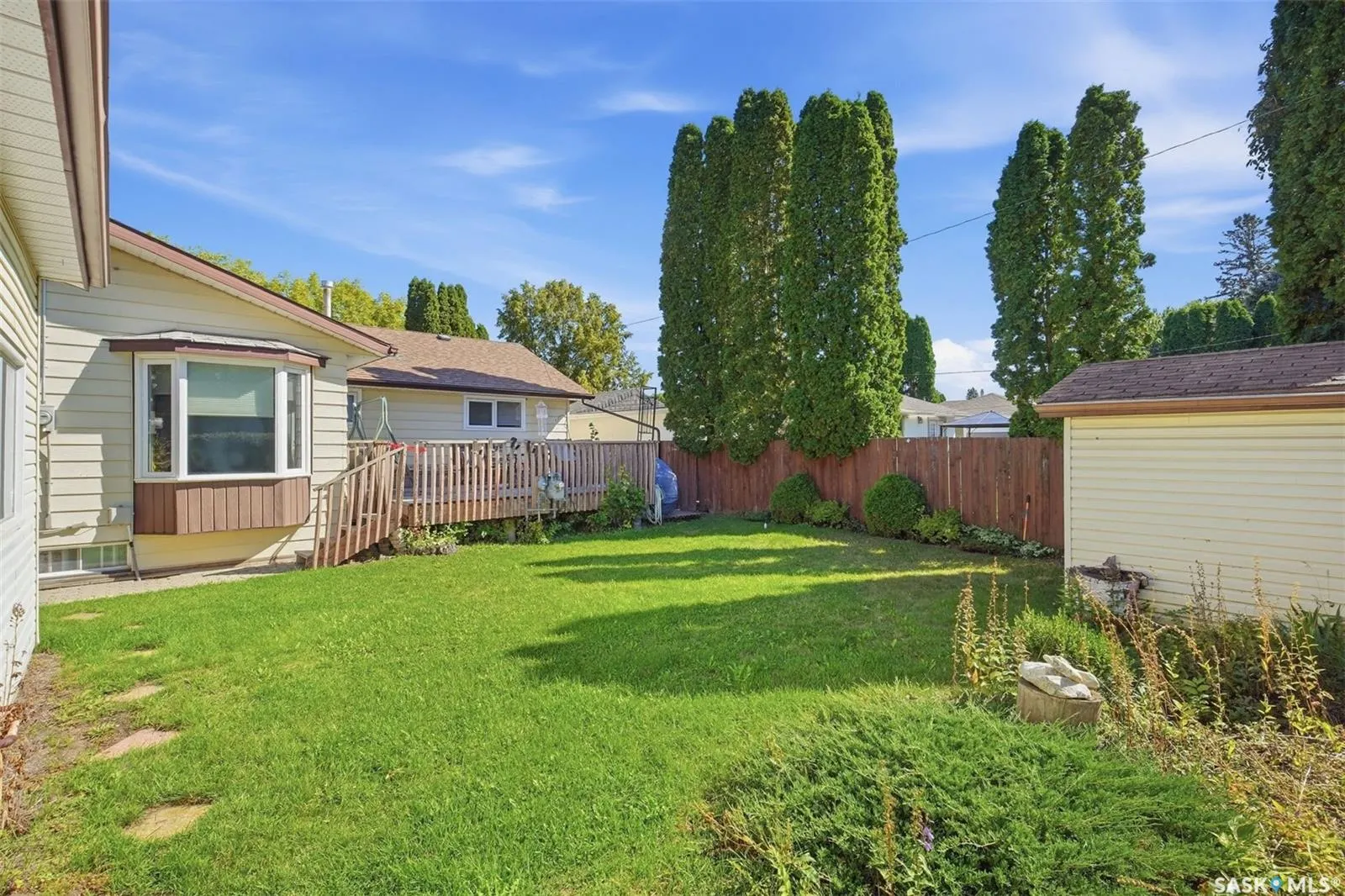 24 Harrison CRESCENT