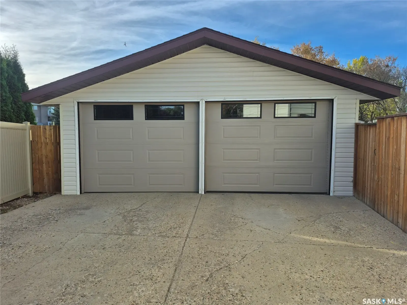 221 Bean CRESCENT