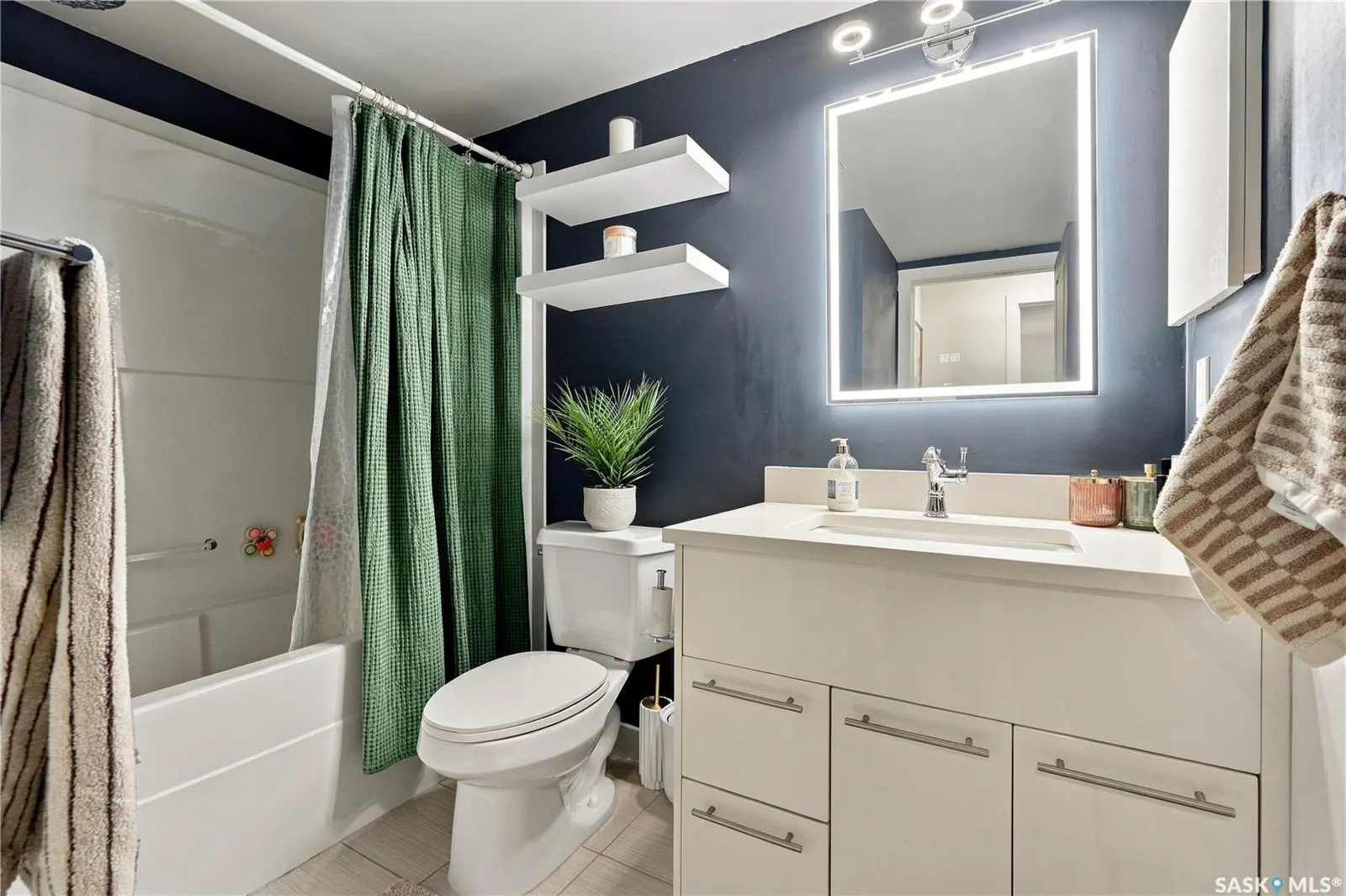 415 Hunter ROAD #213b