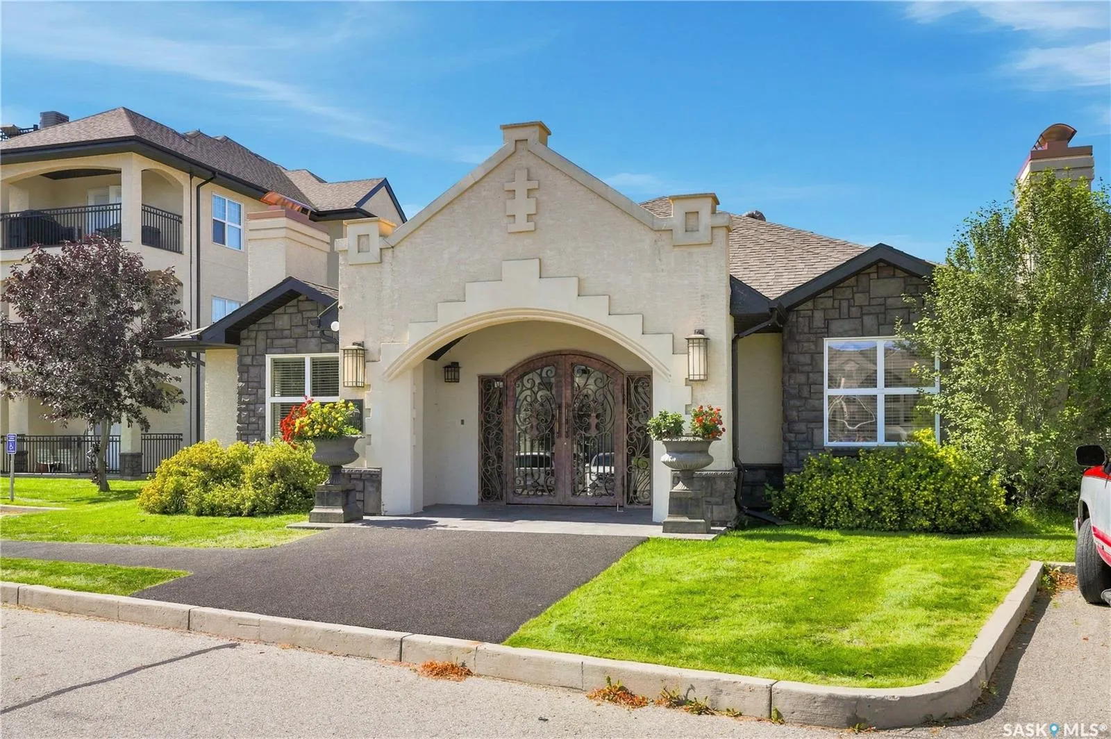 415 Hunter ROAD #213b