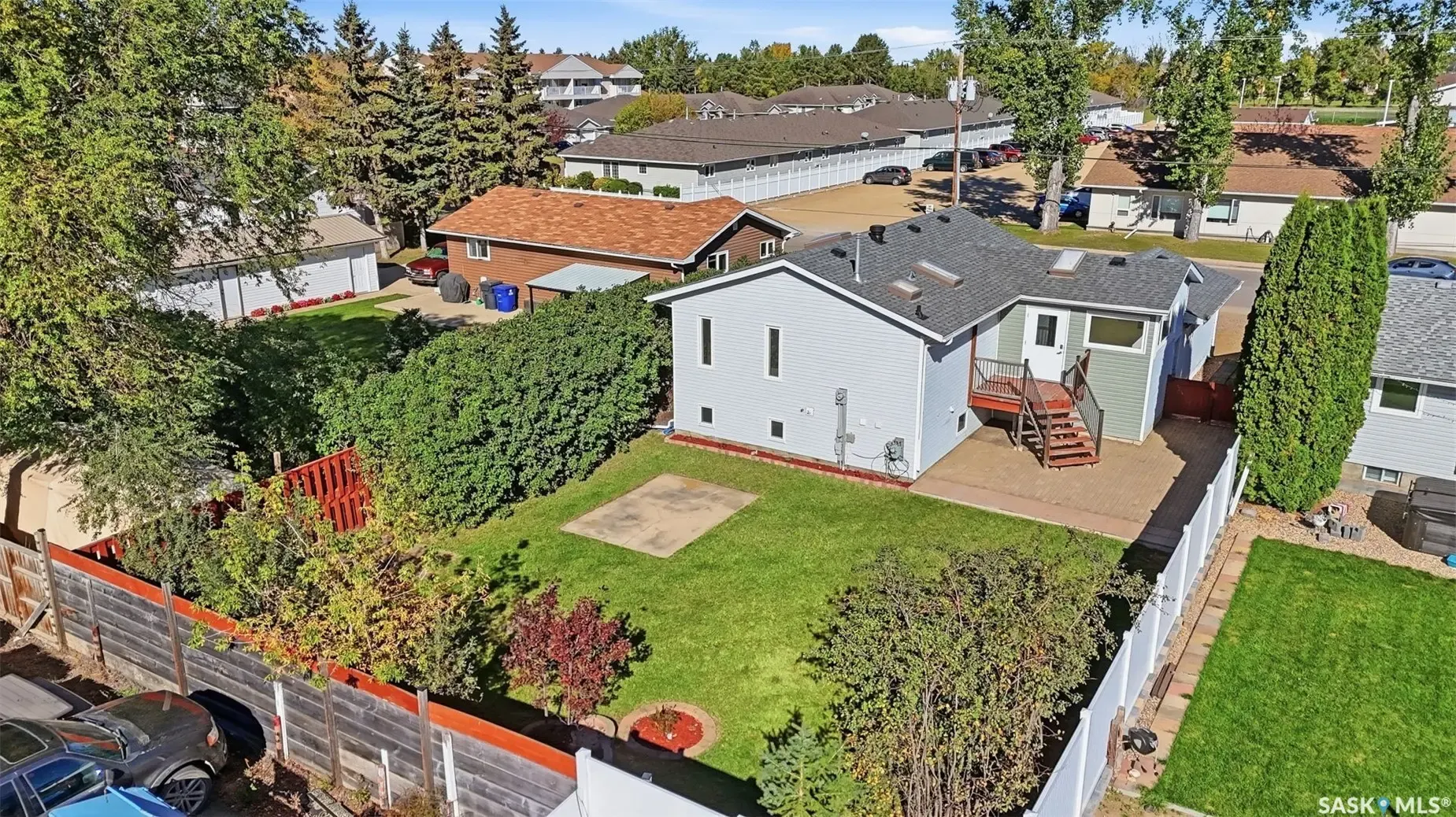 404 Peters STREET