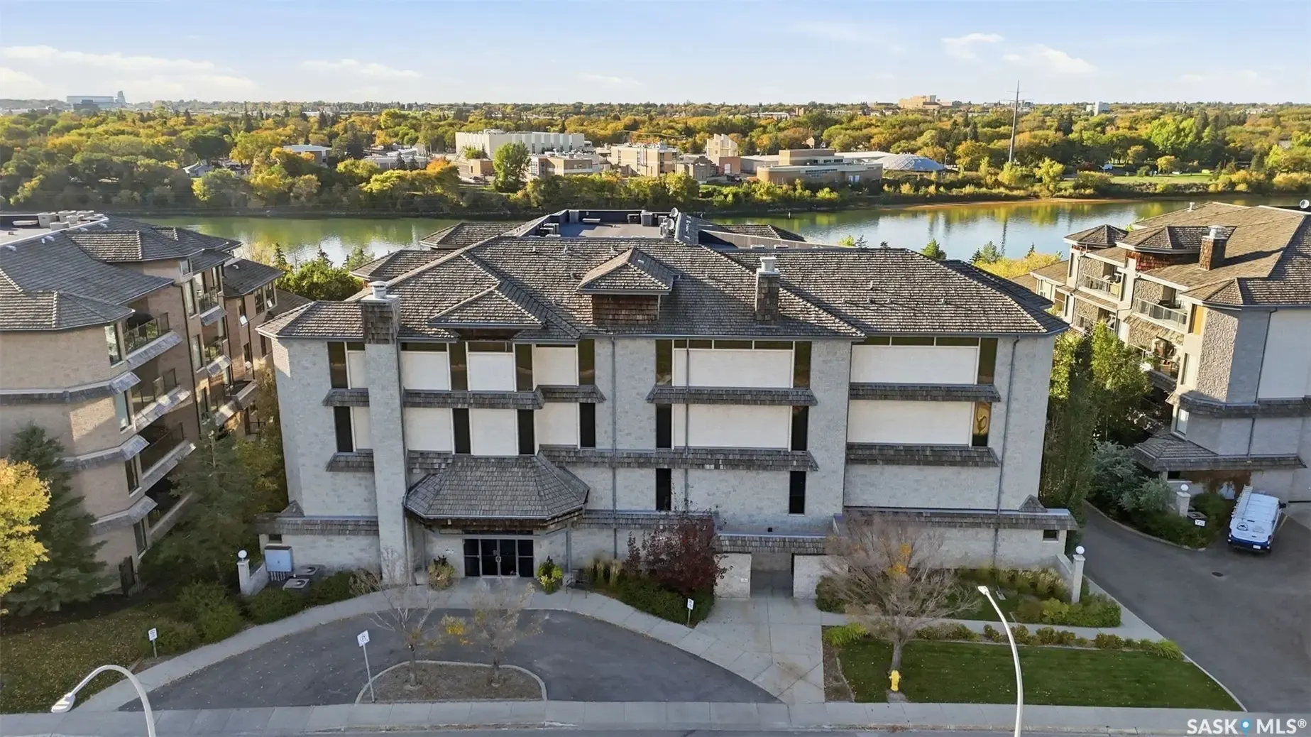 619 Saskatchewan CRESCENT W #315