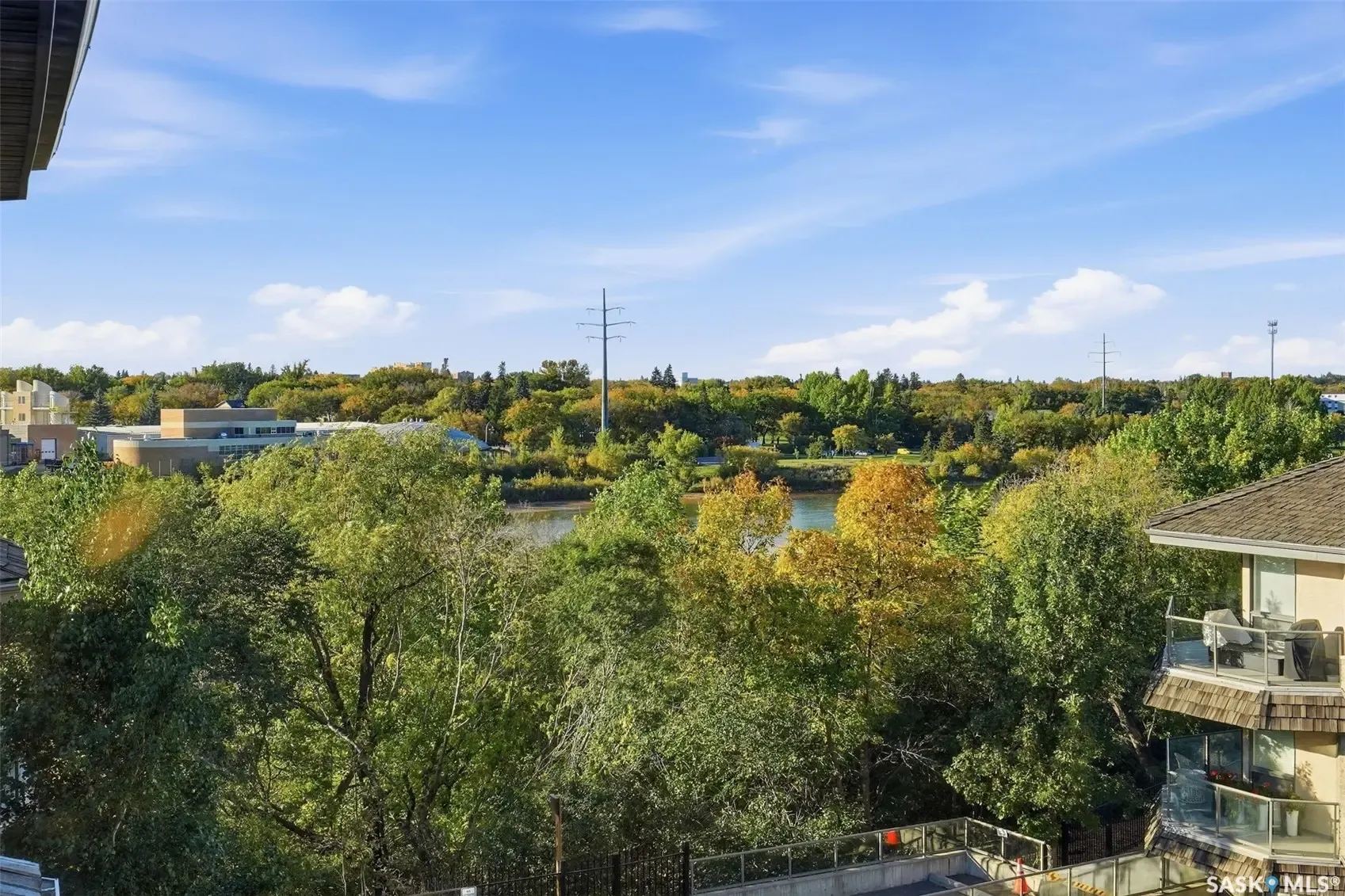 619 Saskatchewan CRESCENT W #315