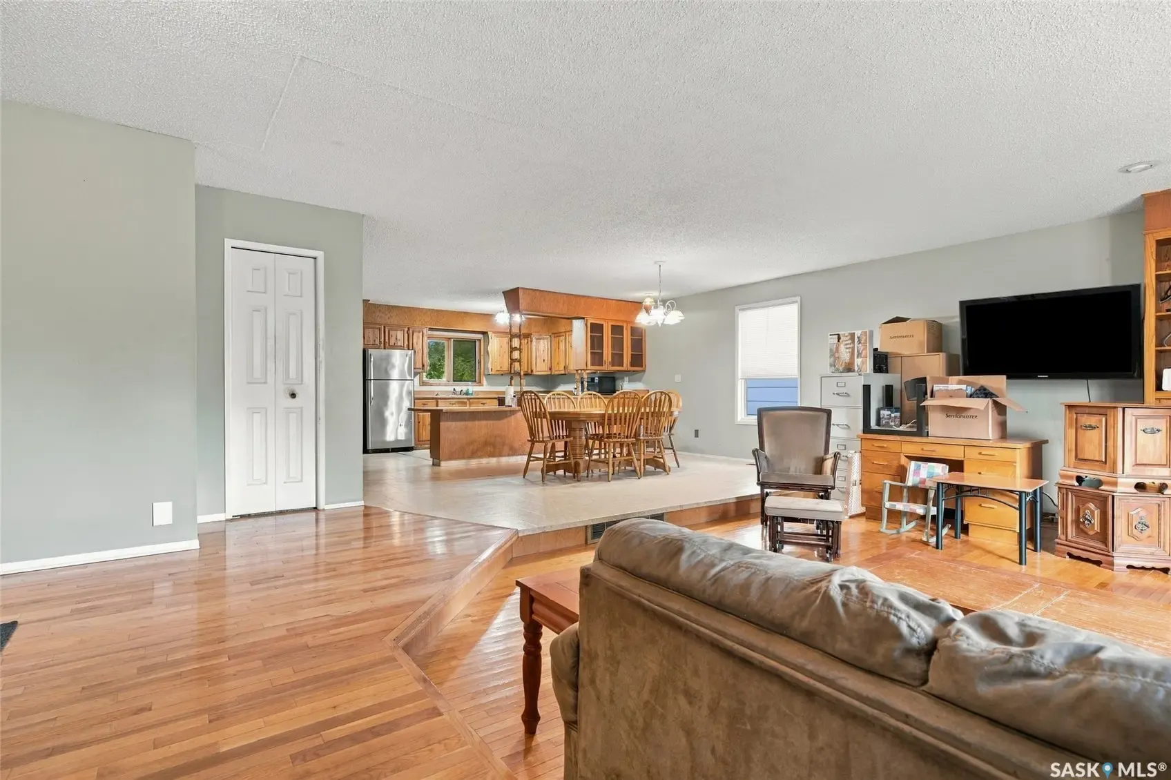 506 David Knight WAY
