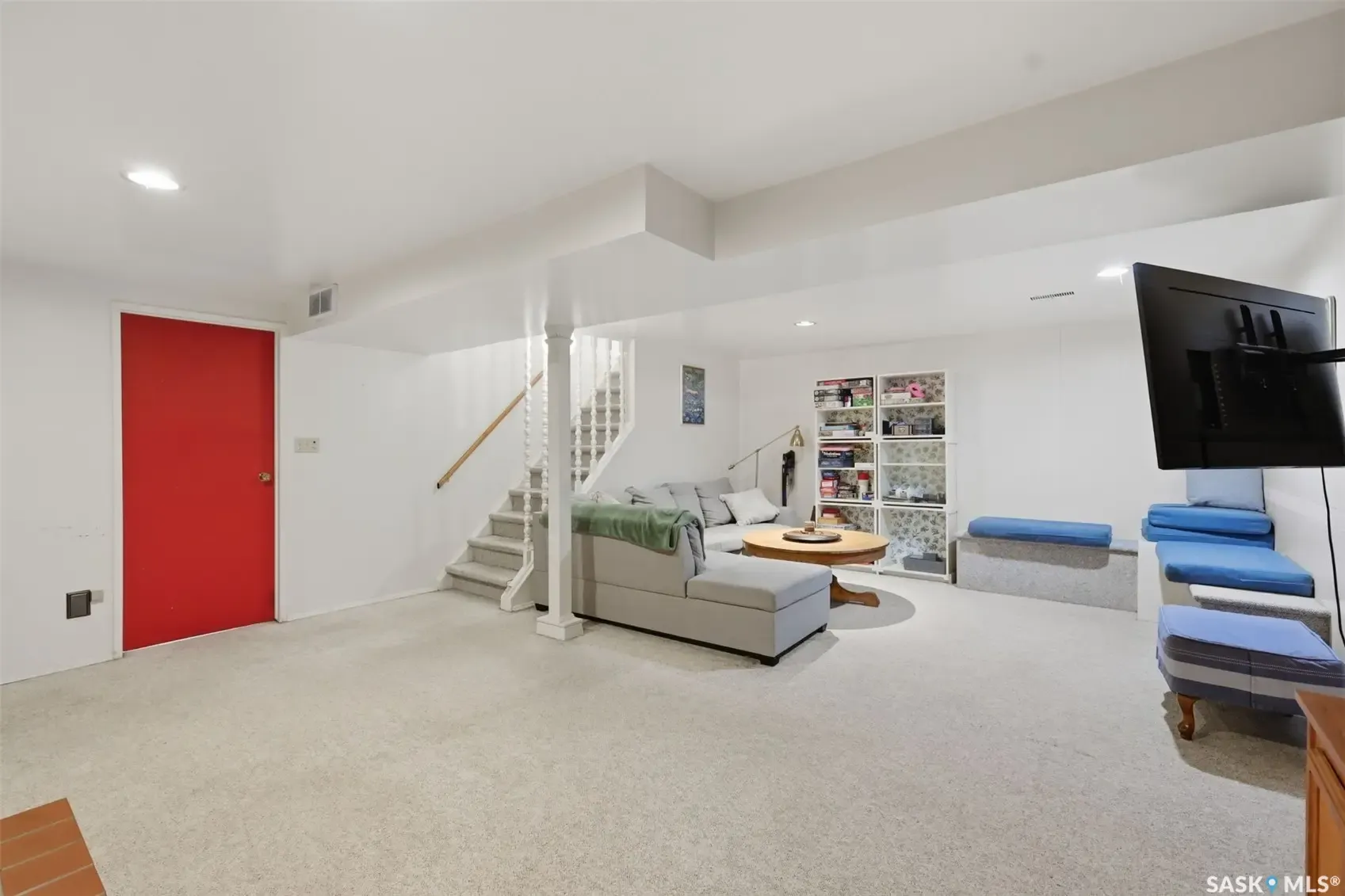 254 McMaster CRESCENT