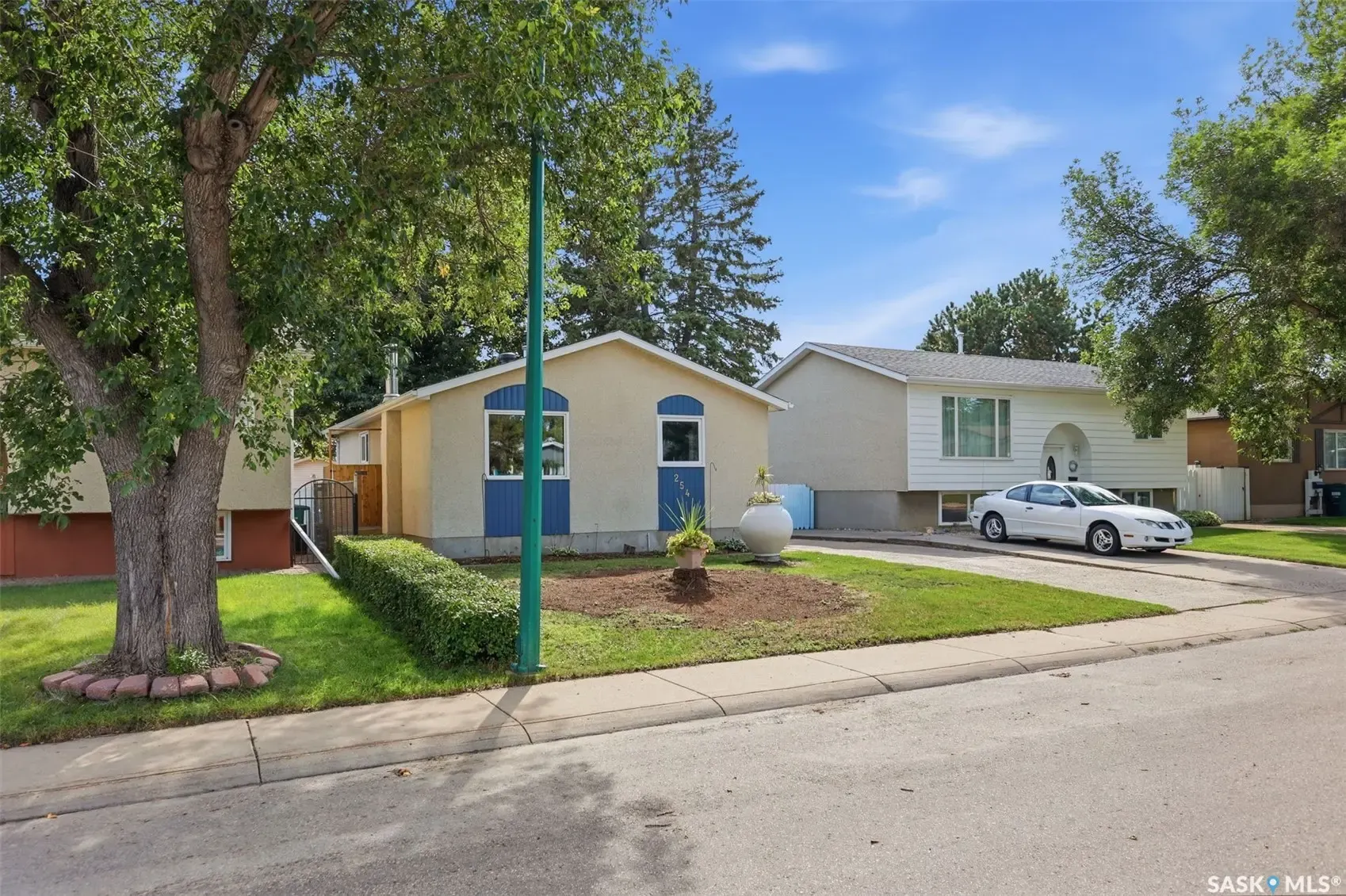 254 McMaster CRESCENT