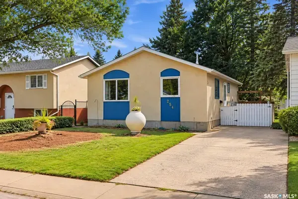 254 McMaster CRESCENT