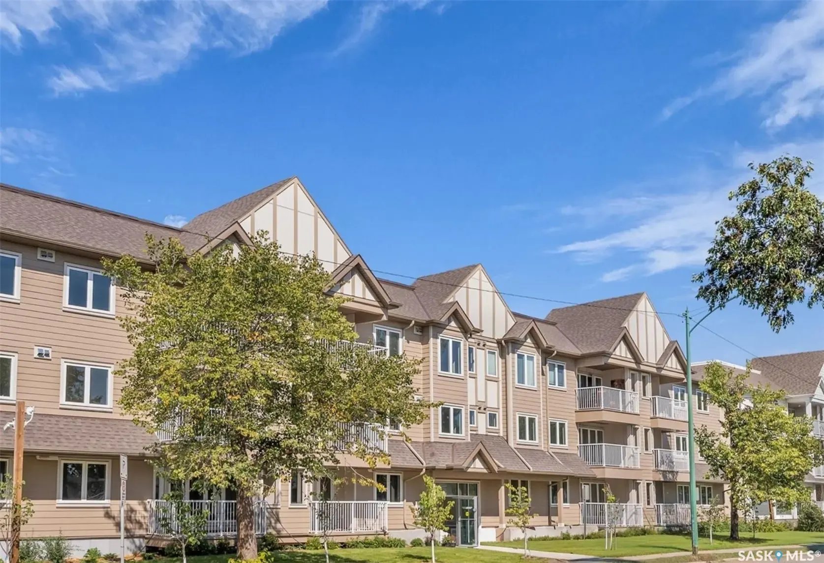 318 108th STREET W #105