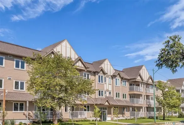 318 108th STREET W #105