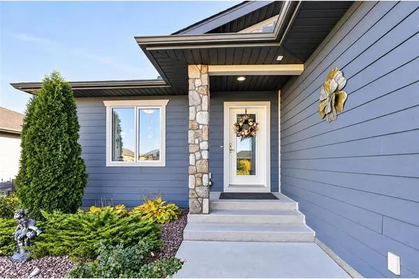 49 CRYSTAL Drive