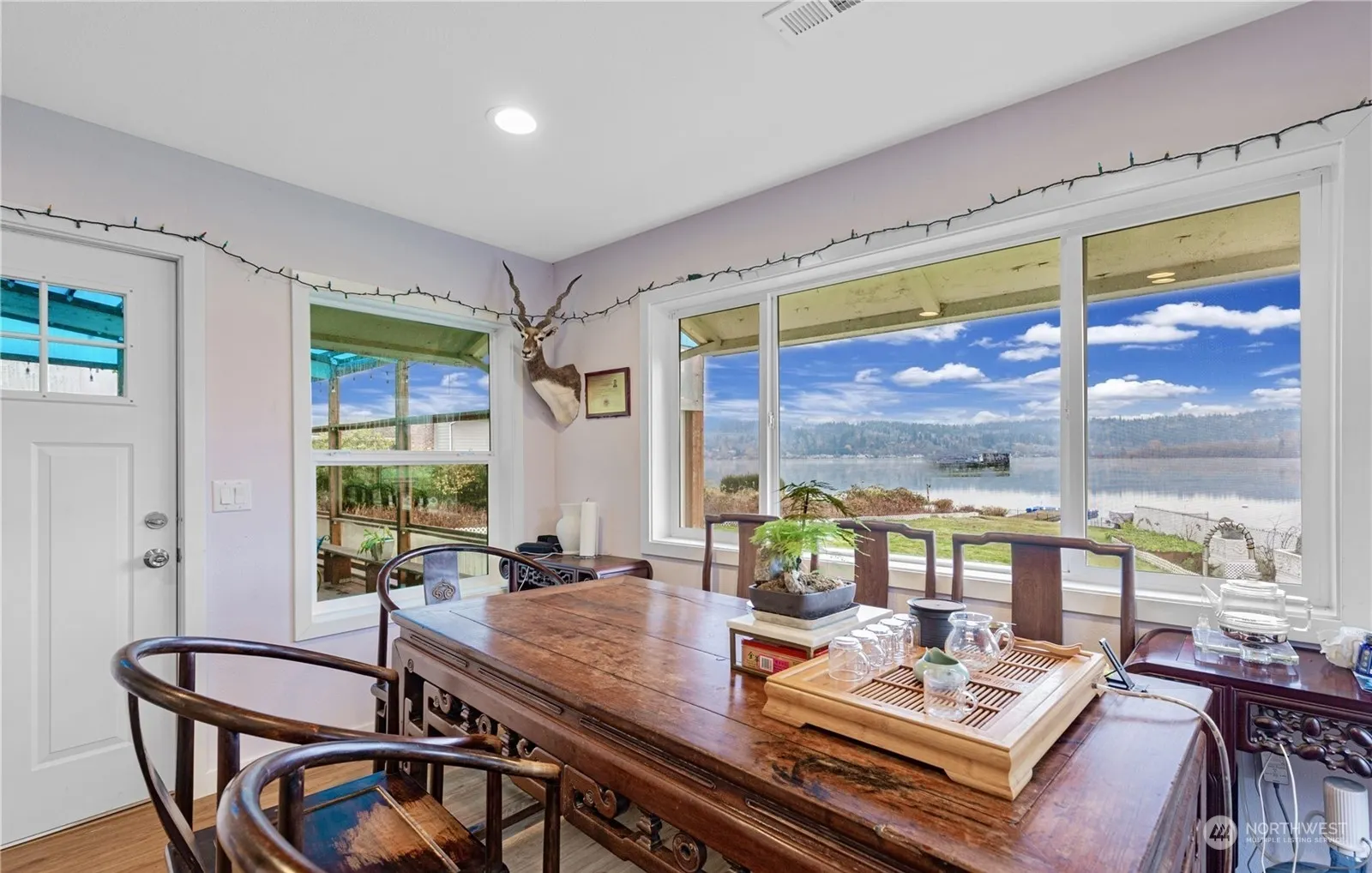 5104 NW Sammamish Road , Issaquah, WA 98027