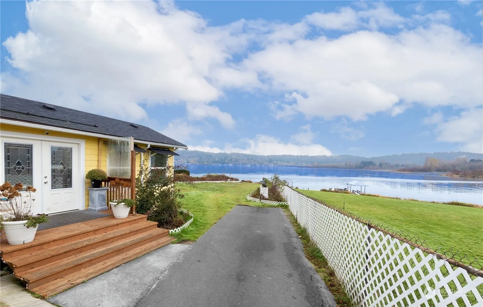 5104 NW Sammamish Road , Issaquah, WA 98027