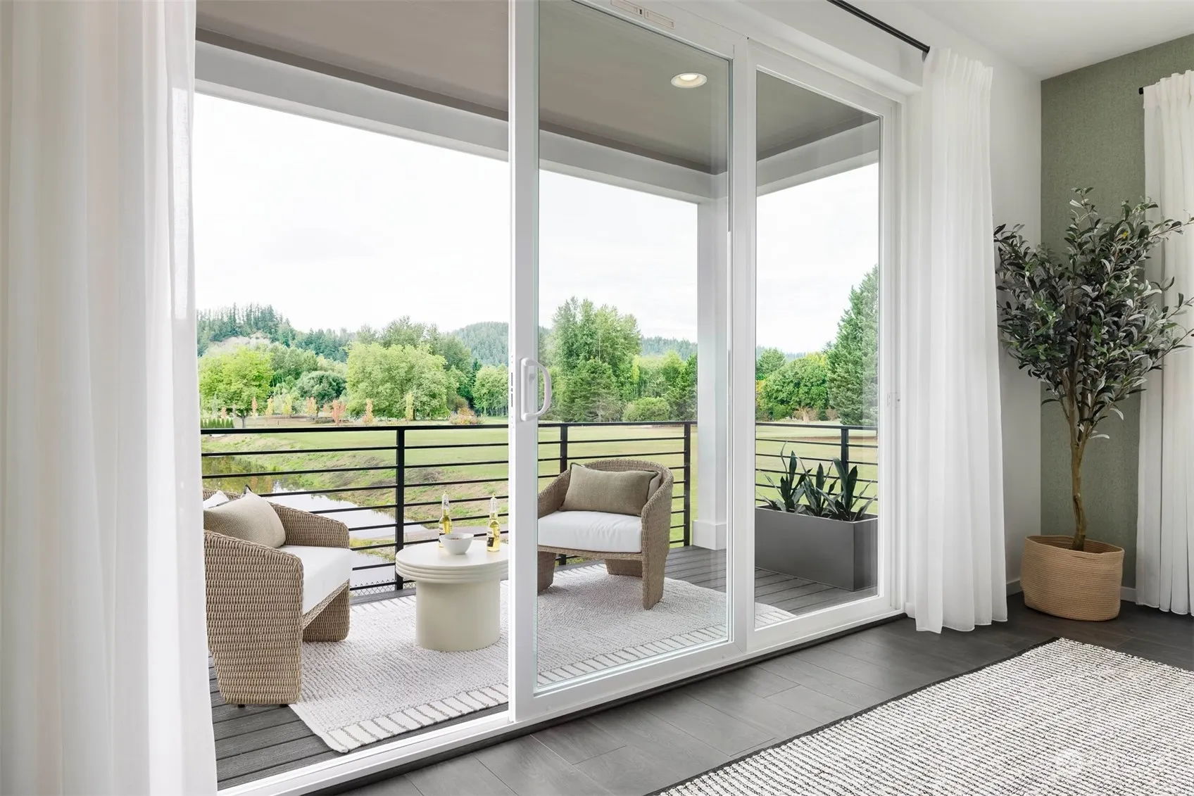 3915 198th Street SE #F1, Bothell, WA 98012