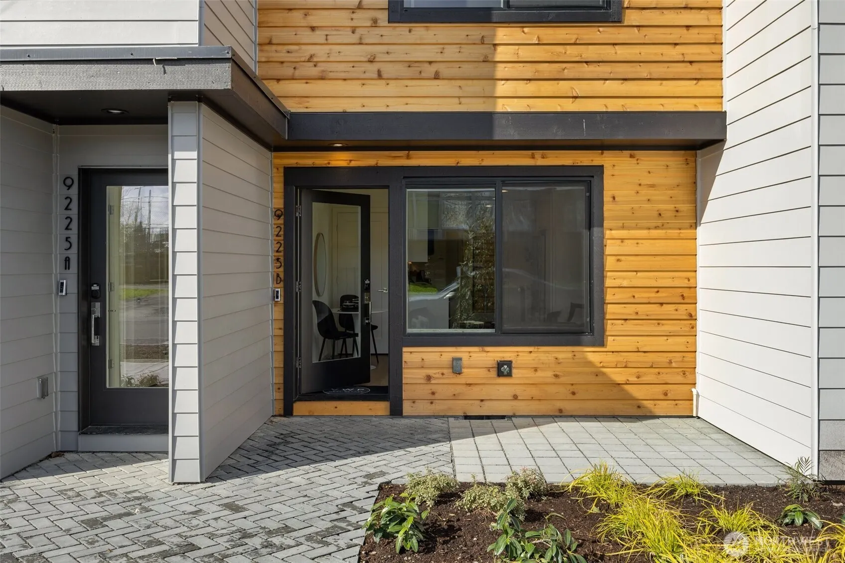 9219 D 14th Avenue NW, Seattle, WA 98117