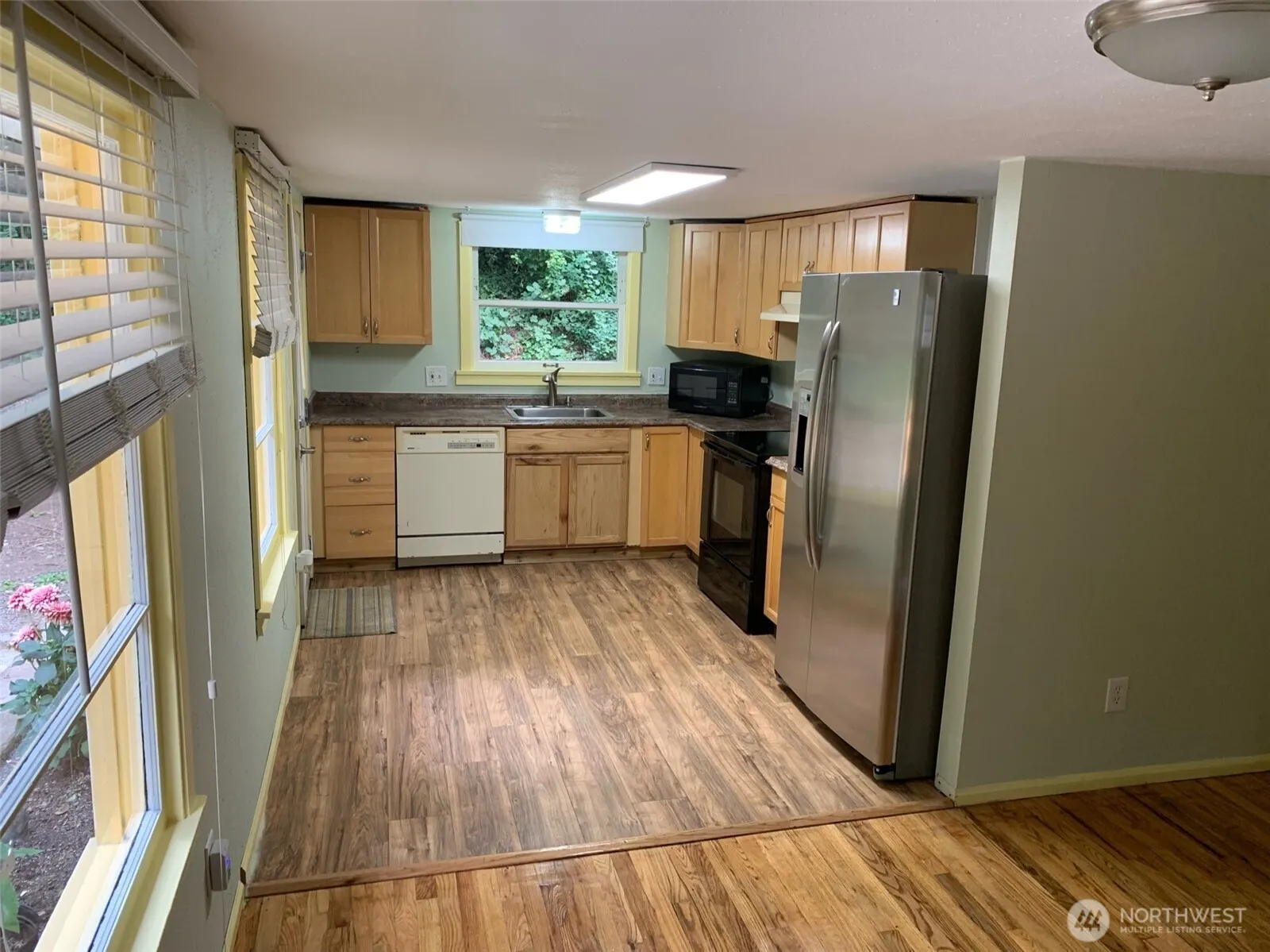15132 148th Avenue NE, Woodinville, WA 98072