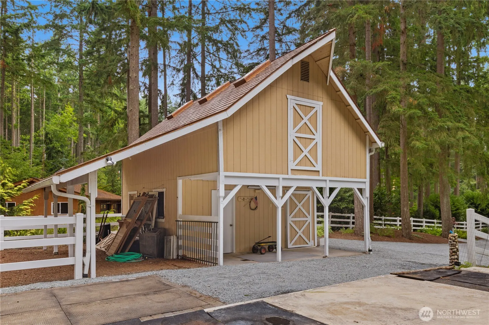 16 Bridlewood Circle , Kirkland, WA 98033-8740