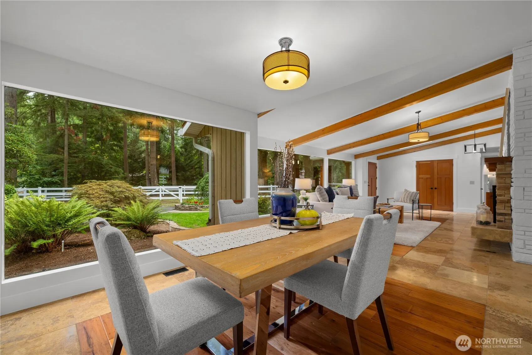 16 Bridlewood Circle , Kirkland, WA 98033-8740
