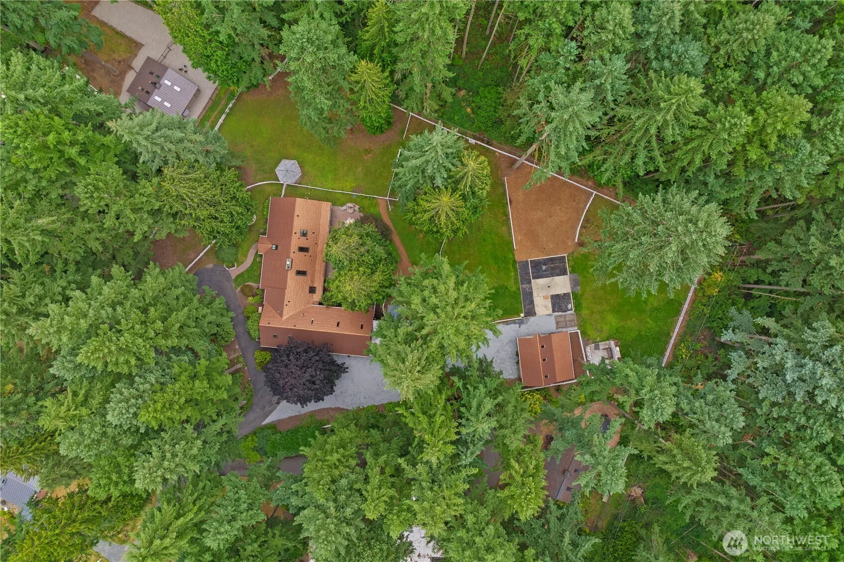 16 Bridlewood Circle , Kirkland, WA 98033-8740