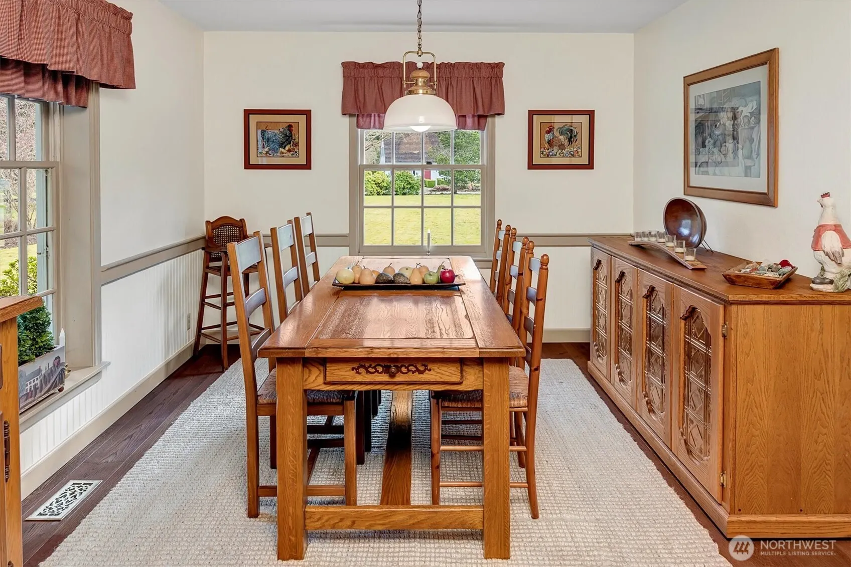 14707 Bear Creek Lane NE, Woodinville, WA 98077