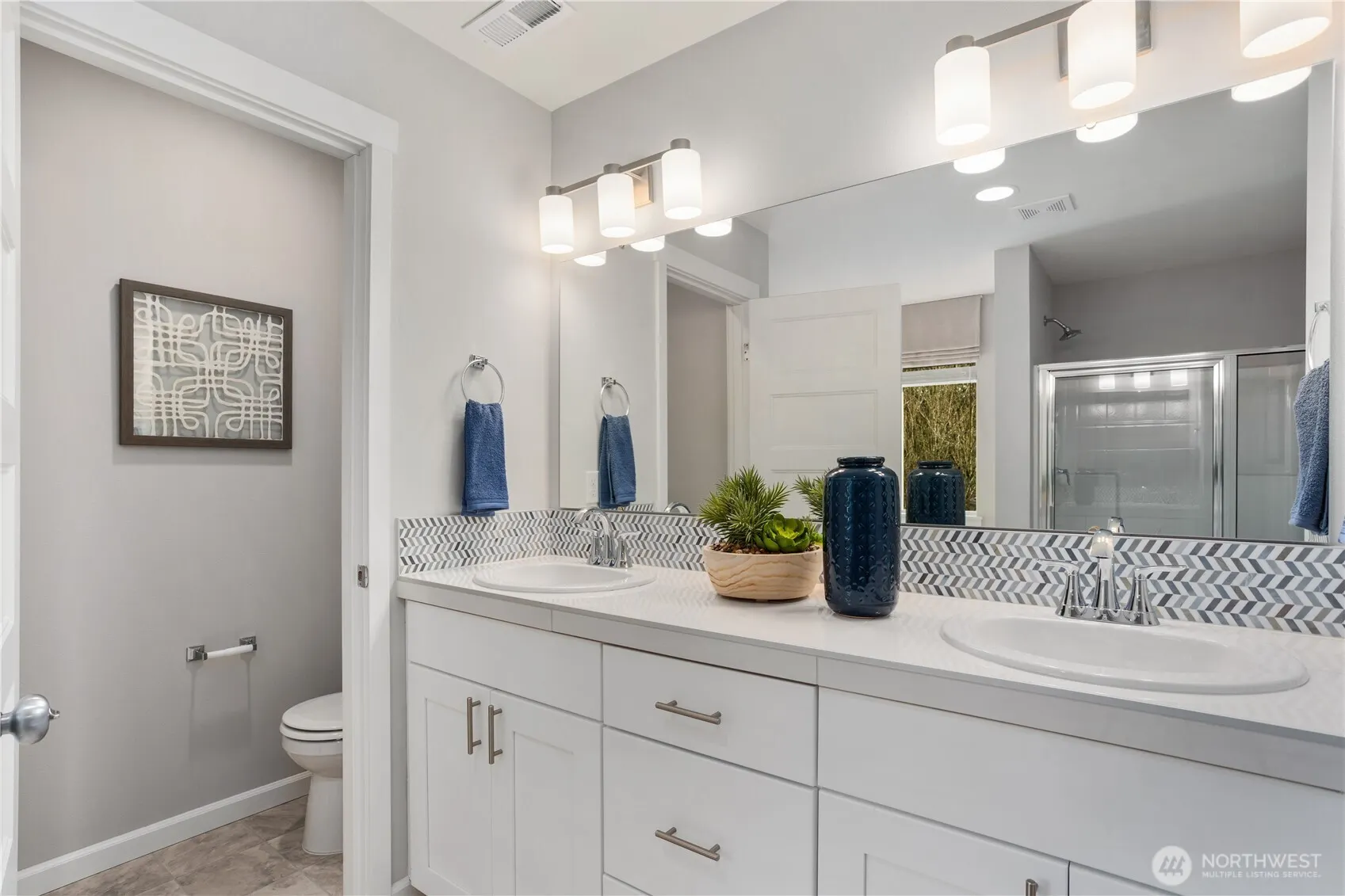 26831 30th Place S #7, Kent, WA 98032