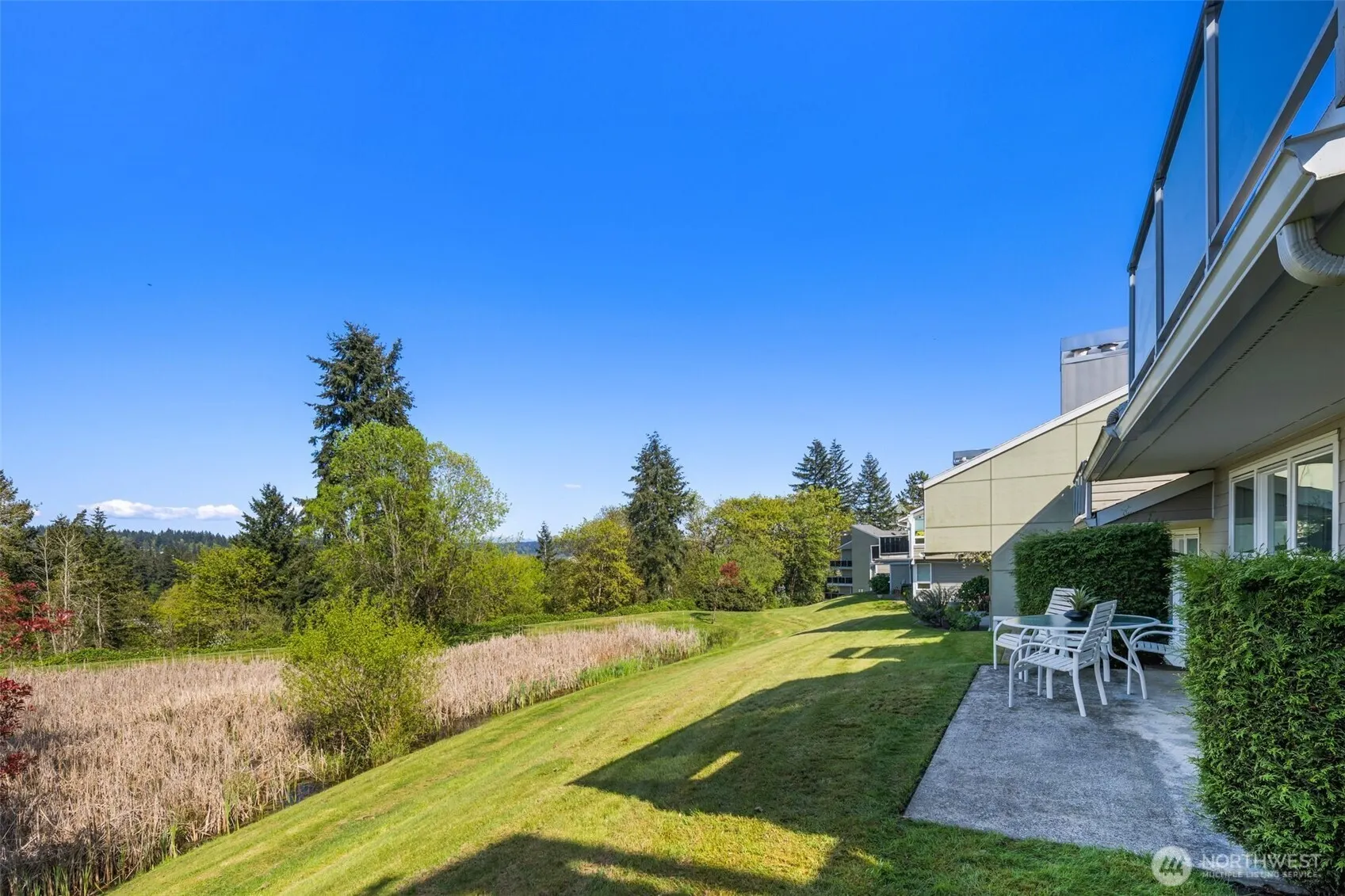 15662 NE 70th Court , Redmond, WA 98052