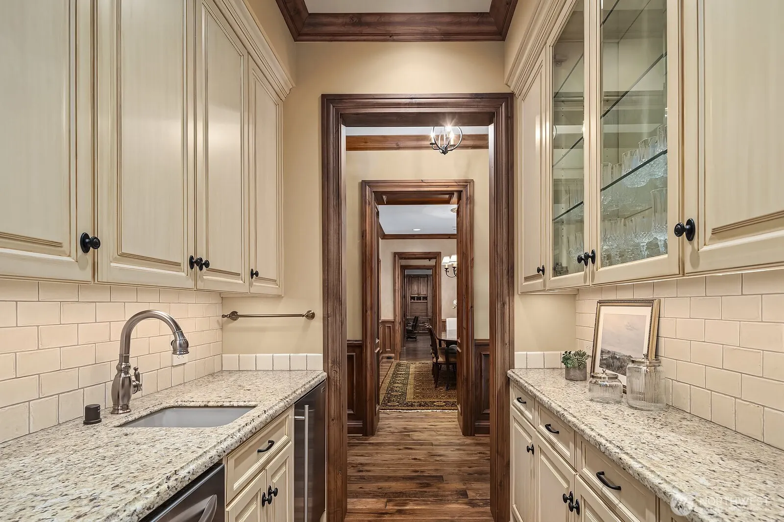 2045 250th Place NE, Sammamish, WA 98074