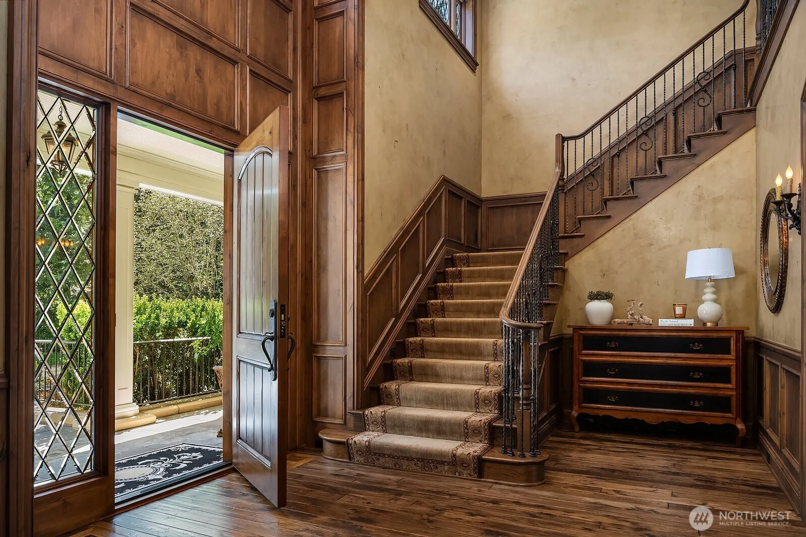 2045 250th Place NE, Sammamish, WA 98074
