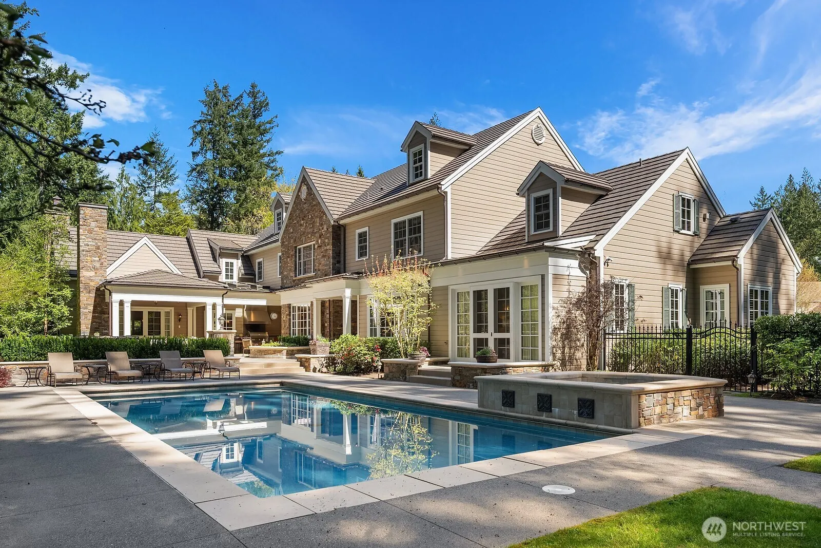 2045 250th Place NE, Sammamish, WA 98074