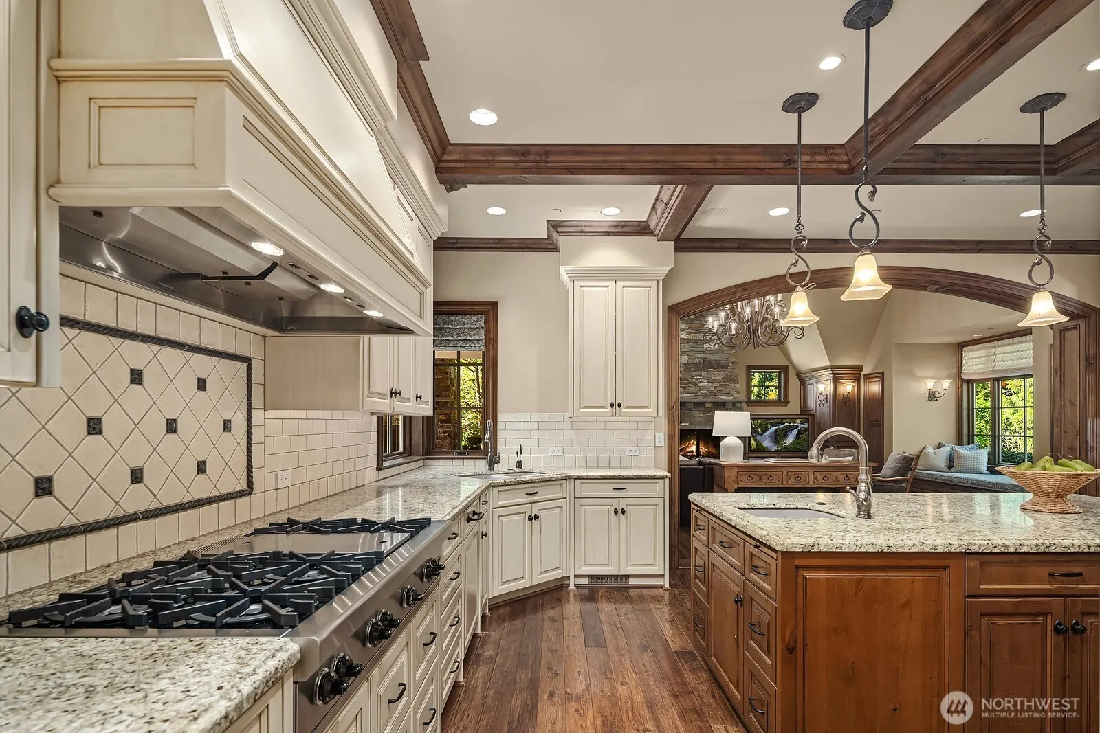2045 250th Place NE, Sammamish, WA 98074