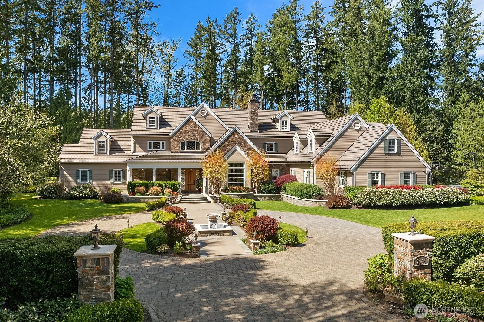 2045 250th Place NE, Sammamish, WA 98074